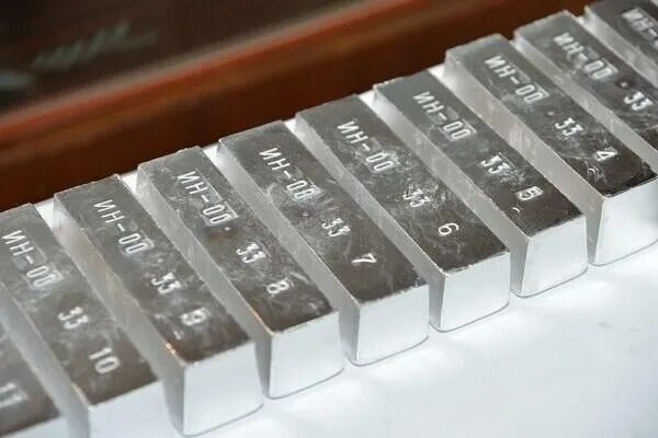 Тип элемента индий. Индий ин00. индий / indium (in). индий химический элемент. индий 115.