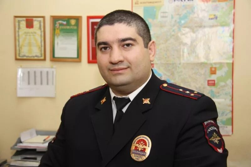 Начальник отдела полиции 4 Калининский Новосибирск. Участковый отдел полиции. Новосибирская участковая