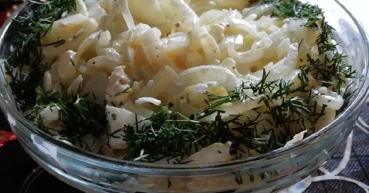 салат из редьки на праздничный стол. лук репчатый маринованный. шашлык с луком. луковый салат с уксусом. шашлык с луком.