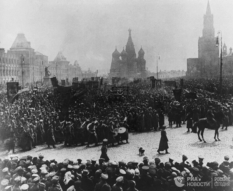 Февральская революция 1917 на красной площади. Красная площадь 1917 год. Революция в Москве 1917. 1 Мая в Москве 1917. Революция март 2024