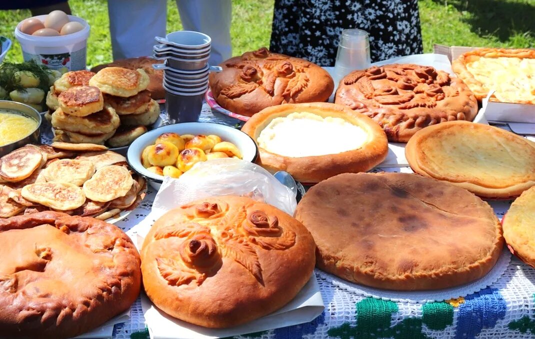 Традиционная Марийская кухня. Национальная еда марийцев. Республика Марий Эл Национальная кухня. Народная кухня марийцев.