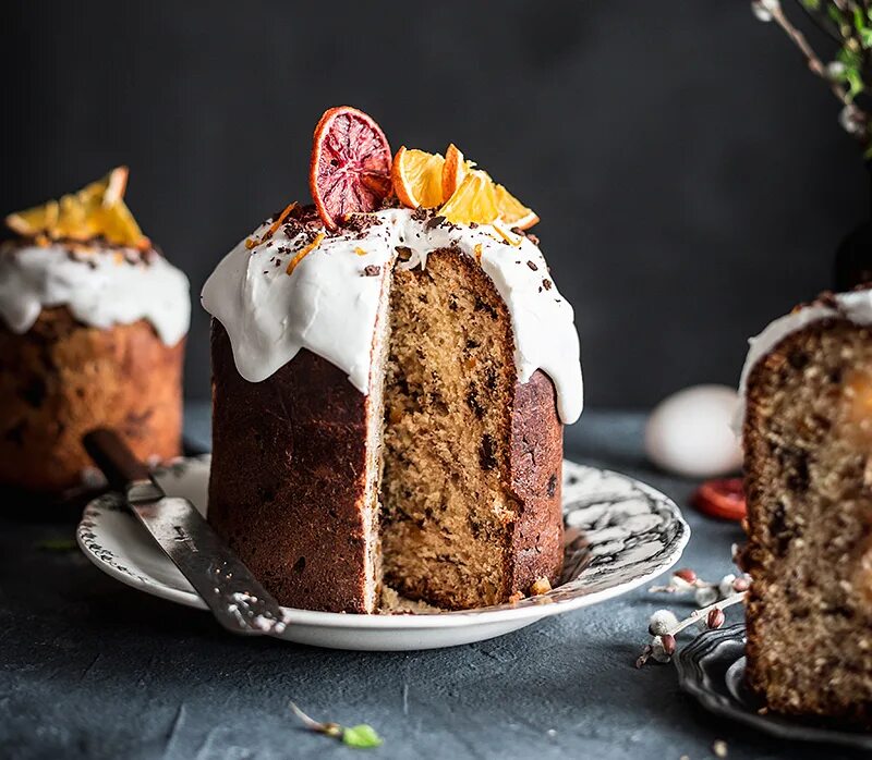 Кулич с шоколадом. Кулич кексовый Пасхальный. Шоколадный кулич кексовый. Шоколадница кулич.