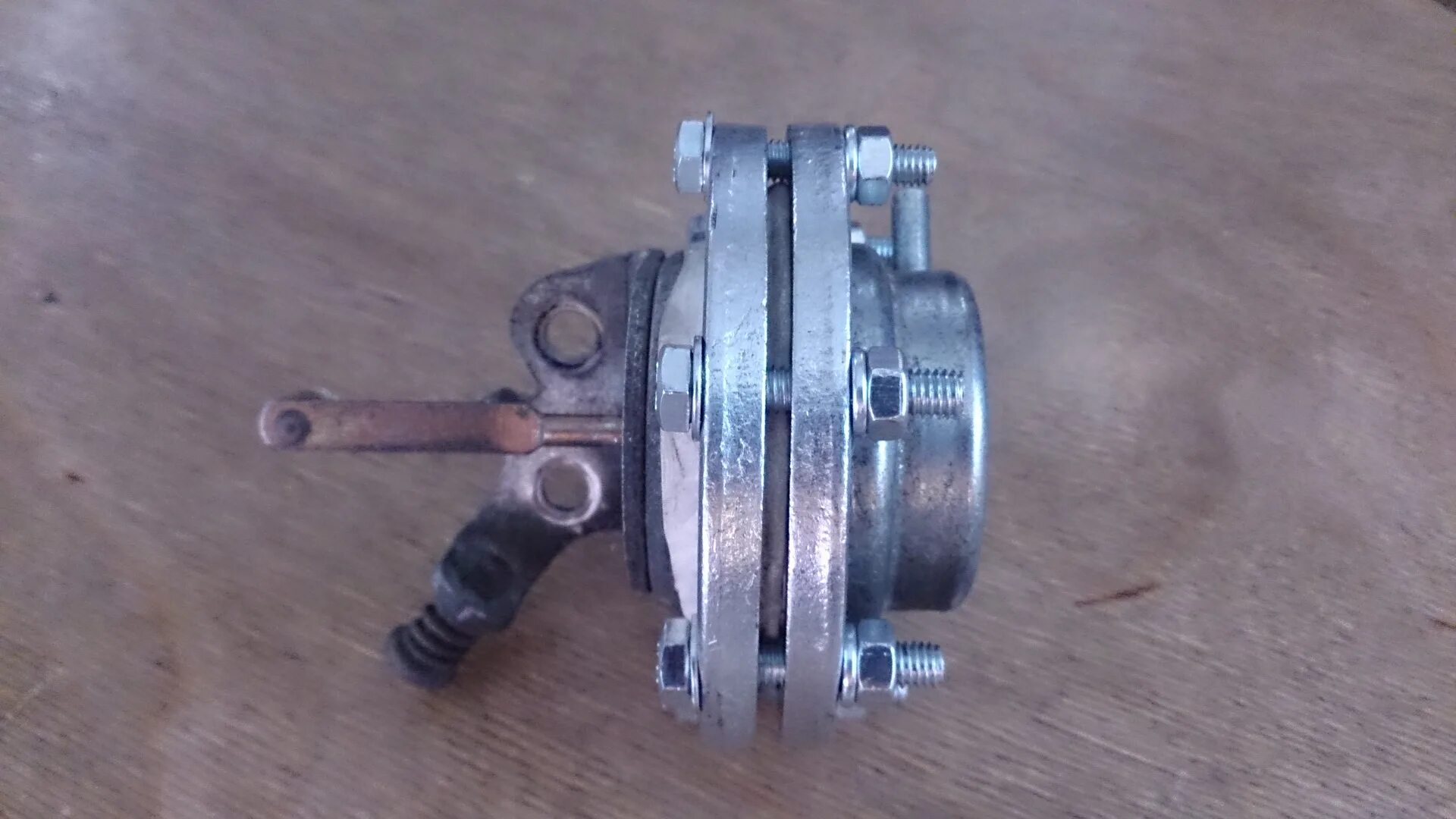 Клапан lb 7a-fe. Клапан вакуумный 7а фе. Пневмопривод lean burn 7a-fe. Клапан 7a fe. Клапан 7a fe.