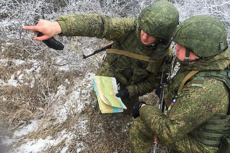 Получена в бою. Командир подразделения. Управление подразделениями в бою. Десантники Связисты. Подготовка солдата к наступлению.