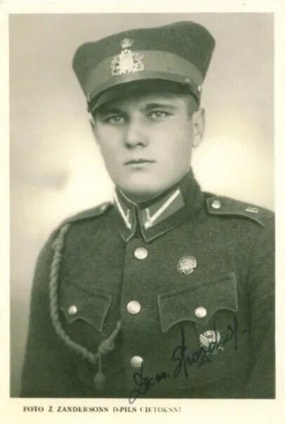 Латышский стрелок форма. Латышские стрелки 1915. Латышские полки. Латышские стрелки 1915. Латышские полки.