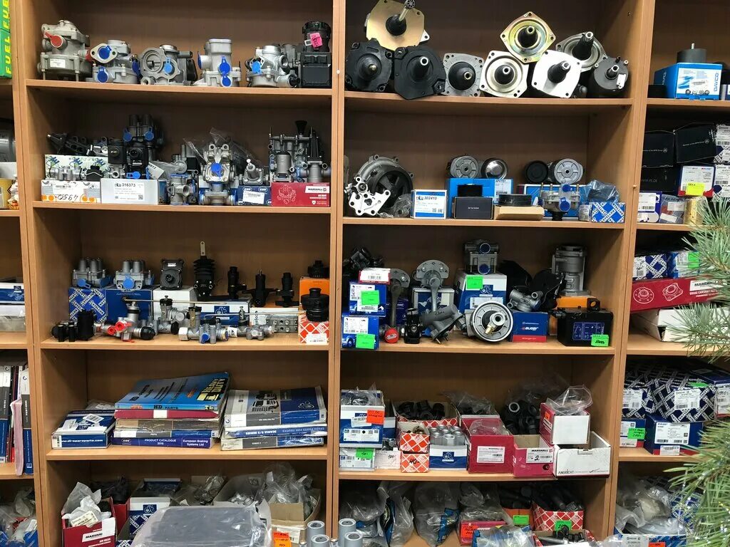 магазин автозапчастей керчь. автомагазины в керчи. магазин запчастей феодосия. улица дзержинского армавир. вывеска автозапчасти.