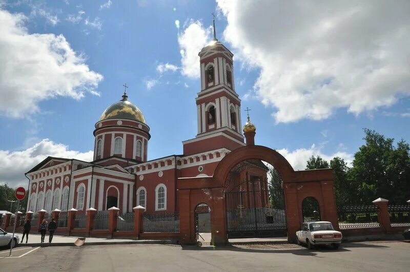 Дом купца чиркова бирск. Бирск центр площадь. Бирск октябрьская 3. Октябрьская площадь бирск. Бирск, октябрьская пл.