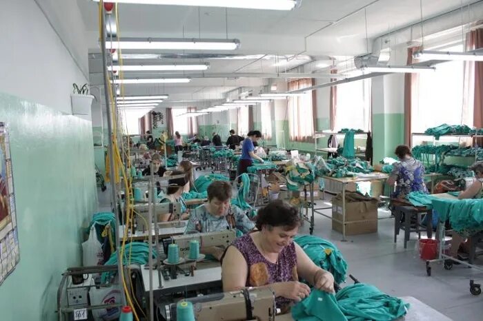 швейная фабрика магнифай сухиничи. шатойская швейная фабрика сайт. еловская швейная фабрика. фабрика - ткацкая фабрика - швейная фабрика. предприятие по пошиву одежды.