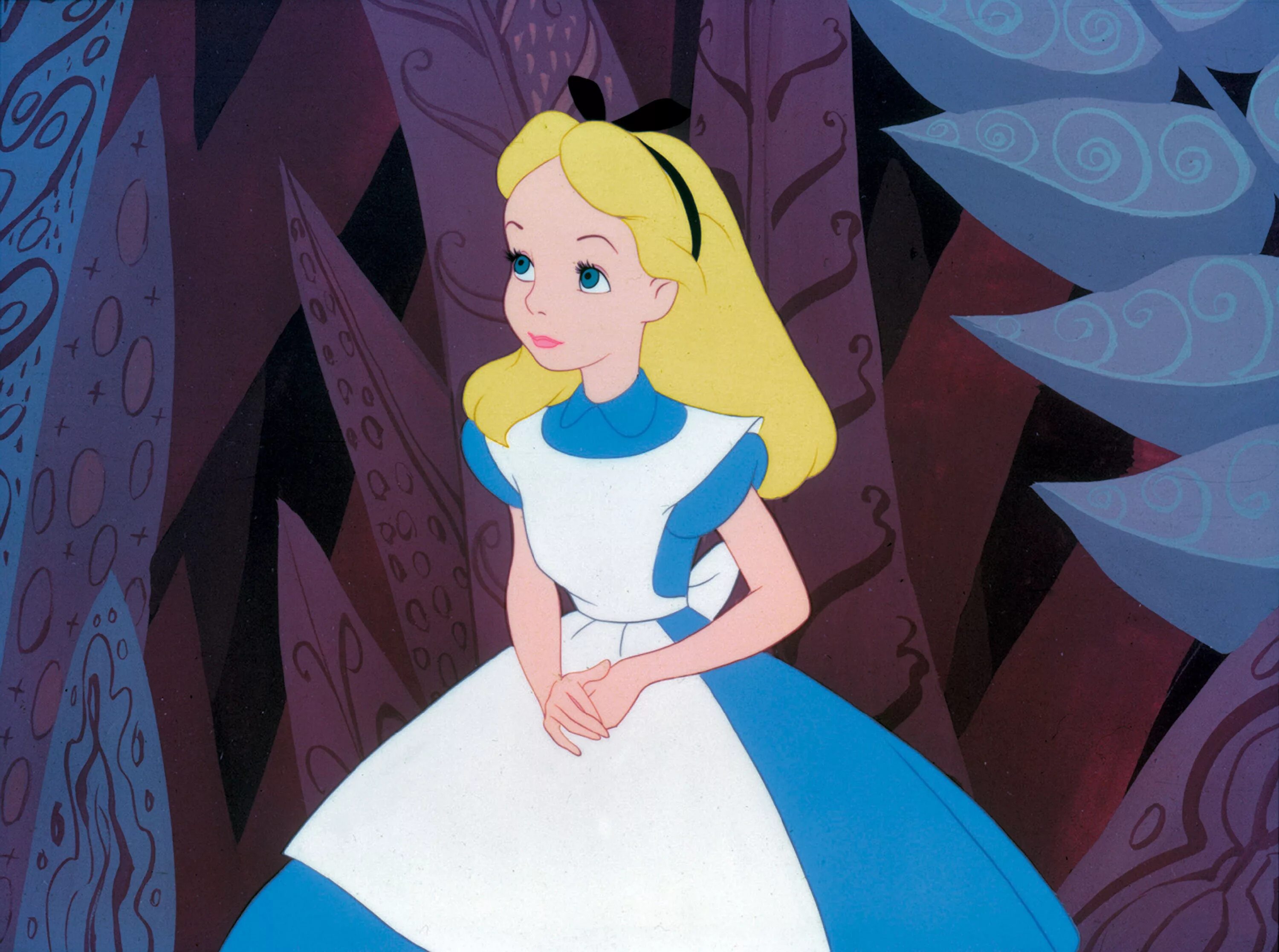 Алиса в стране чудес 1 сказка. Алиса в стране чудес 1951. Алиса в стране чудес Алиса. Уолт Дисней Алиса в стране чудес 1951.