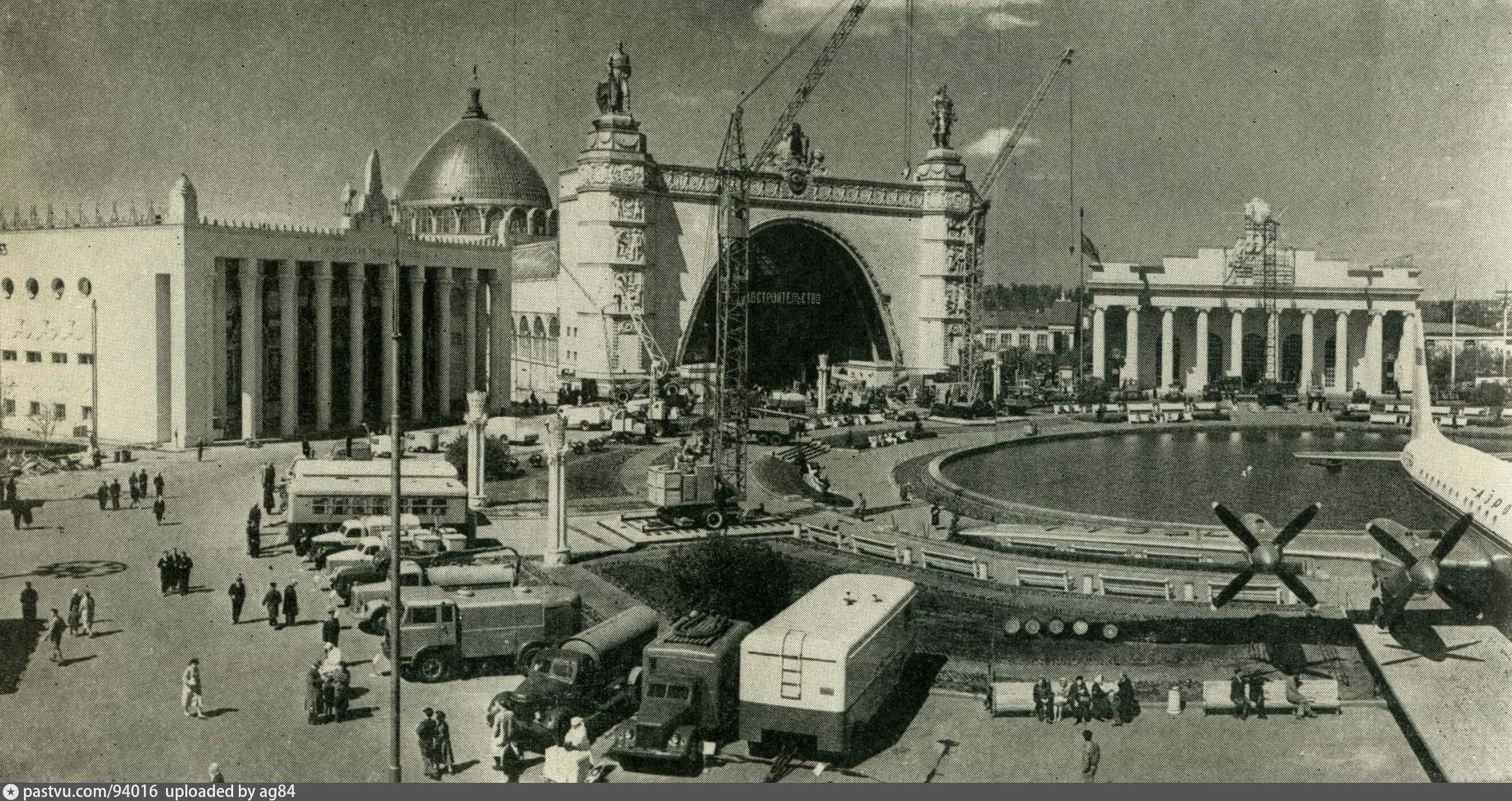 Как называлась вднх. Открытие вднх в 1939. всхв вднх. всхв 1939 павильон москва. вднх начало строительства 1939.