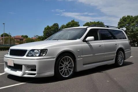 Nissan stagea