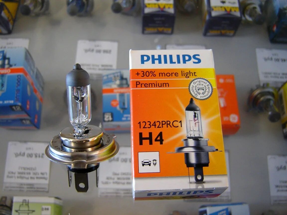 Какие лампы головного света лучше. Лампы ближнего света ваз 2115 philips. лампочка ближнего света ваз 2114. лампочка ближнего света ваз 2115. philips h4 12342prc1.
