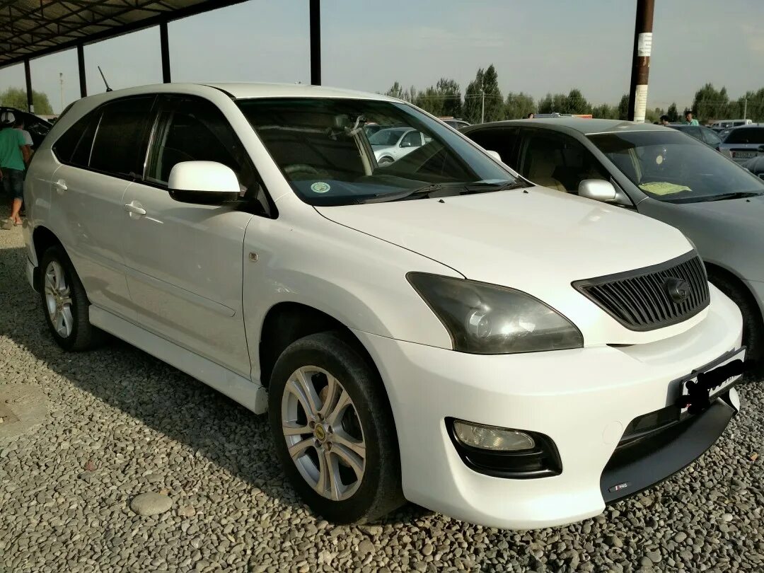 Купить харриер в иркутске. Toyota Harrier 2. Тойота Харриер 2 поколение 2003. Тойота Харриер 2003. Тойота Харриер 1 поколение.