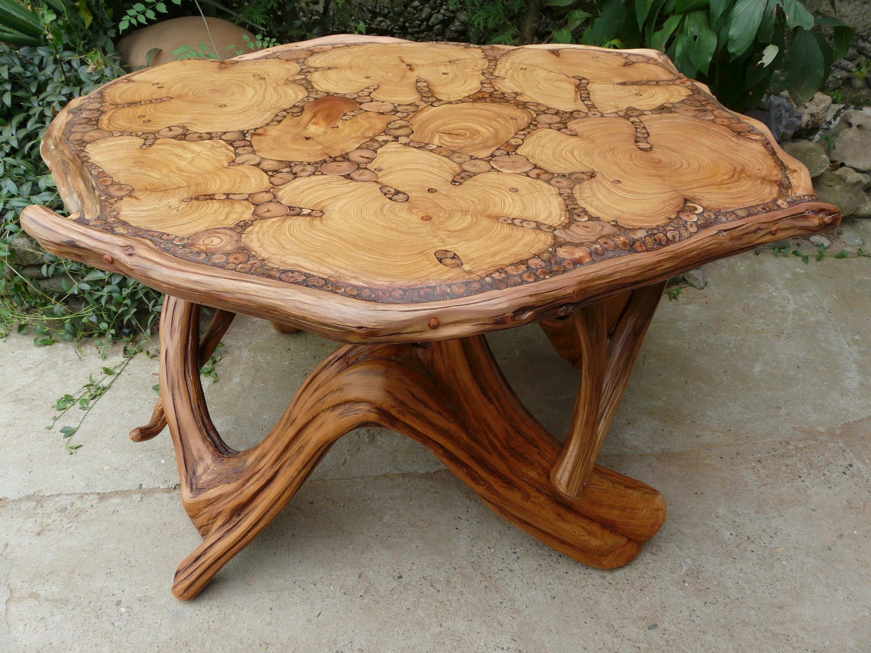 Интересные деревянные изделия. Эксклюзивные столы из дерева. Красивые деревянные изделия. Ручные изделия из дерева.