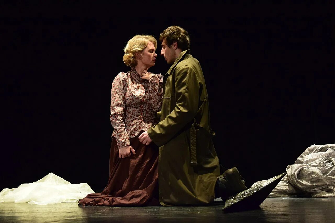 Романтическая комедия «сильвия@love» лицедеи. Коварство и любовь шиллер. Чехов о любви в театре. Коварство и любовь спектакль. Театральные субботы в италии.