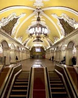 Какая самая красивая станция метро в москве