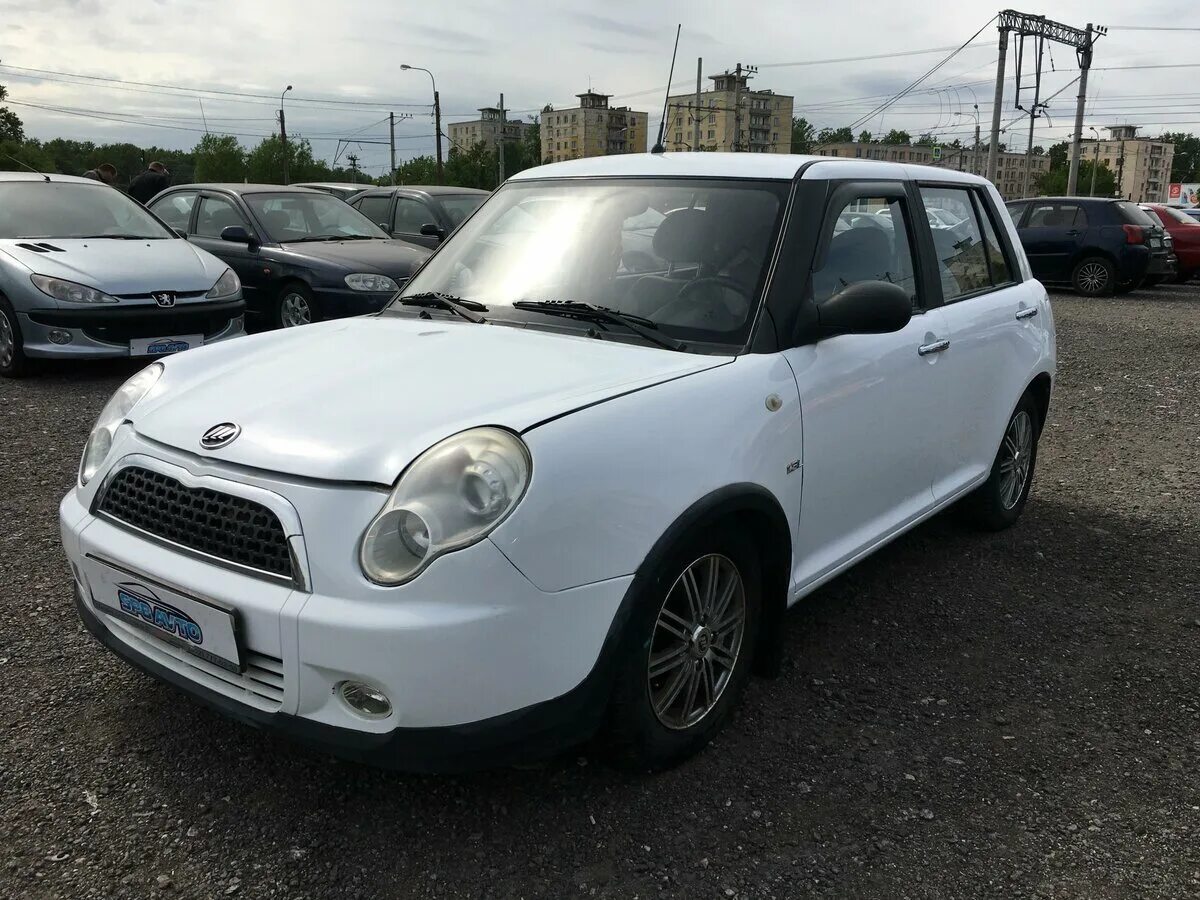 Авито смайли. Lifan smily 320. lifan smily 320 1.3 мт. лифан смайли 320 белый. lifan smily (320) 1.3 мт, 2011.