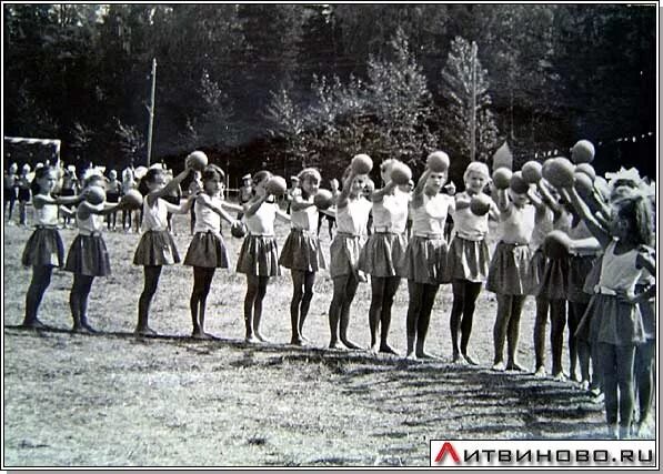 Пионерский лагерь Литвиново фотоархив. Пионерский лагерь Литвиново. Пионерский лагерь "Литвиново" - 1964 год. Пионерлагерь Литвиново 1985 год. Сайт лагерь литвиново