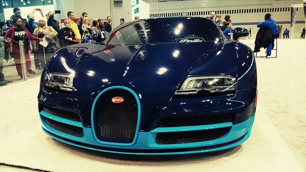 Карбоновая Бугатти Вейрон. Бугатти v12. Бугатти в 12. Bugatti 12