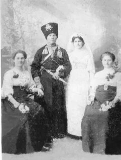 Семья лихацких