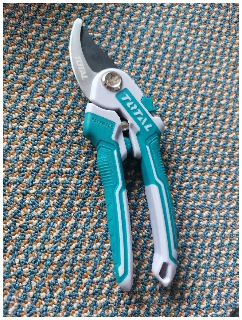 New tools секатор