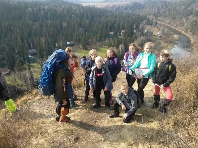 Туристы в кемерово. Детский туризм кемерово. Детский туризм кемерово. Юный турист кузбасса. Сютур челябинск.