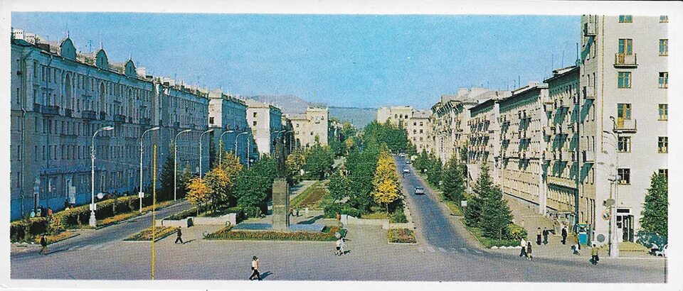 Старые города башкортостана. Уфа проспект октября горсовет. Ишимбай башкортостан. Республика башкортостан столица. Уфа 19 век.