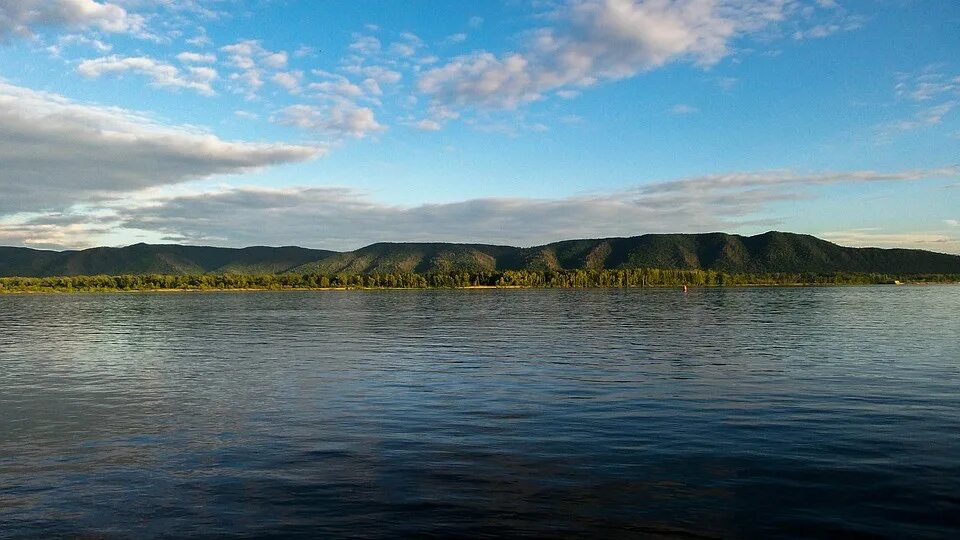 Дельта реки волга. Пограничная река карта. Река волга в балаково. Волга пограничная река. Волга пограничная река.