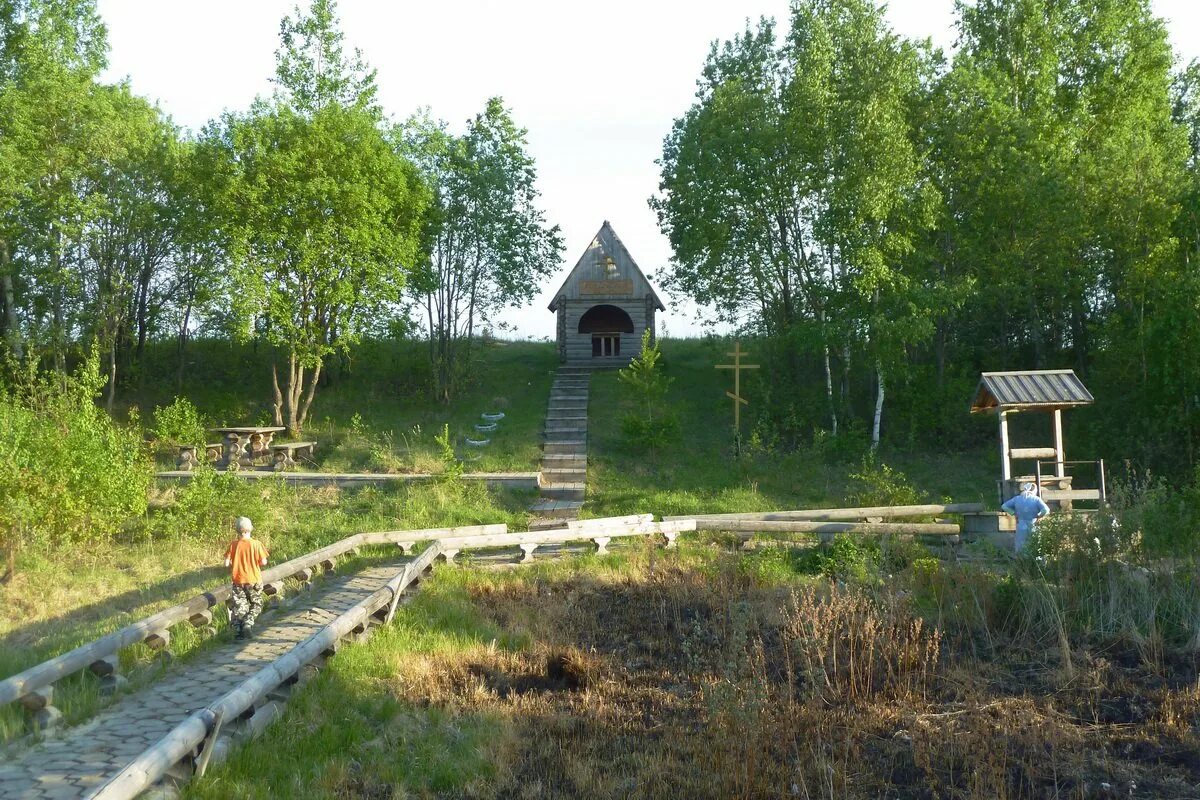 Родники свердловская. Дымковское Туринский район. Родники Свердловской области. Родник в Дымково туринского района. Деревня Родники Свердловская область.