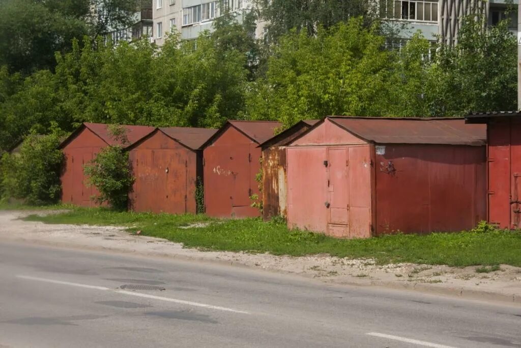 Оформление гаража в собственность по гаражной амнистии. Гаражная амнистия. Гаражная амнистия Хабаровск. Много гаражей. Незаконные гаражи.