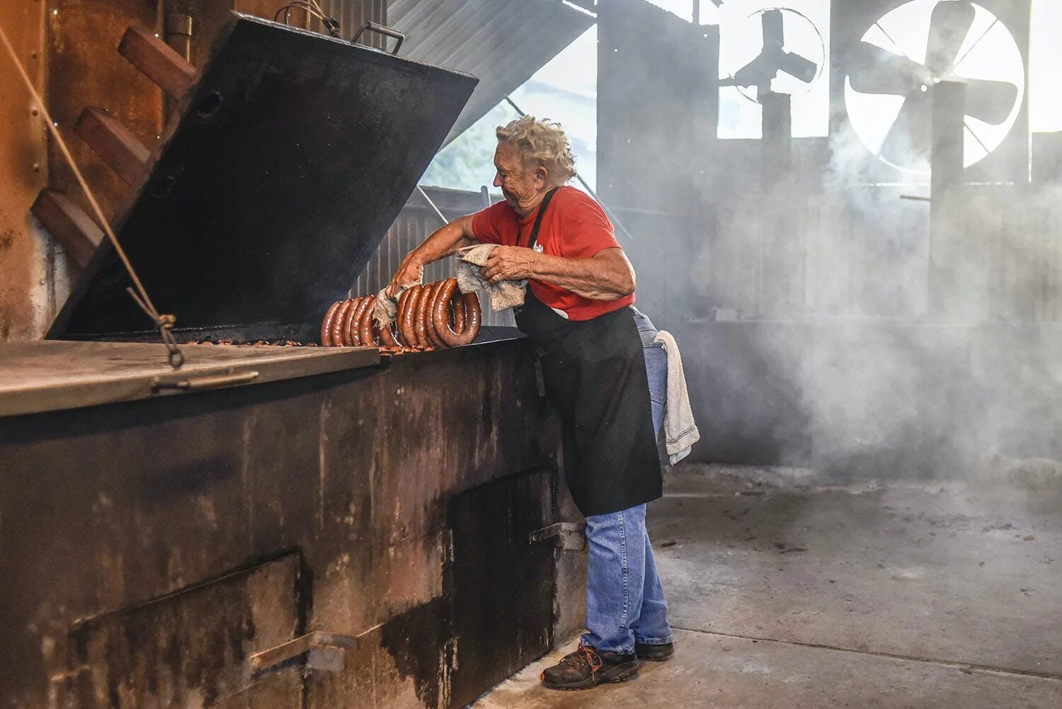 Тутси томанез. Tootsie Tomanetz СПБ. BBQ Техас бабушка. Бабушка Тутси.