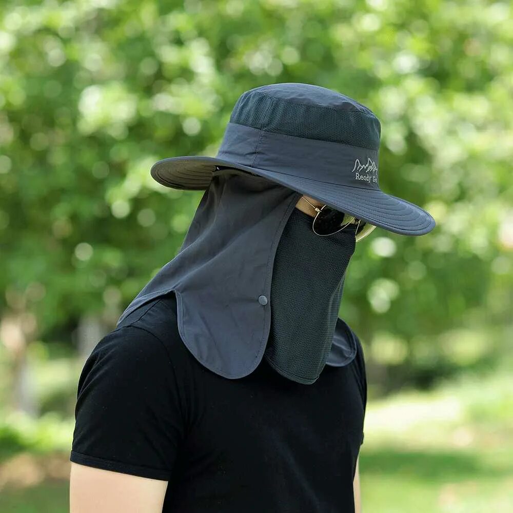 Защитная маска от солнца для лица. Маска защита от солнца. Кепка с защитой лица от солнца. Маска защита от солнца. Маска защитная от солнца.