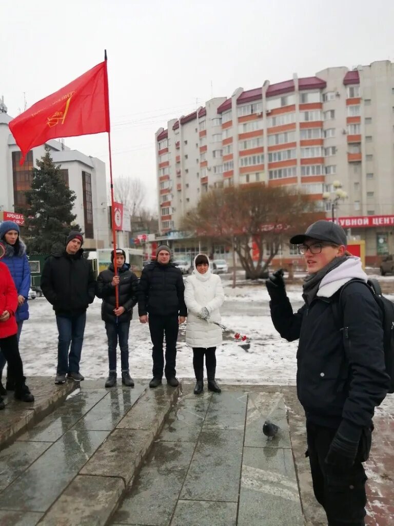 Отмечаем день рождения энгельс