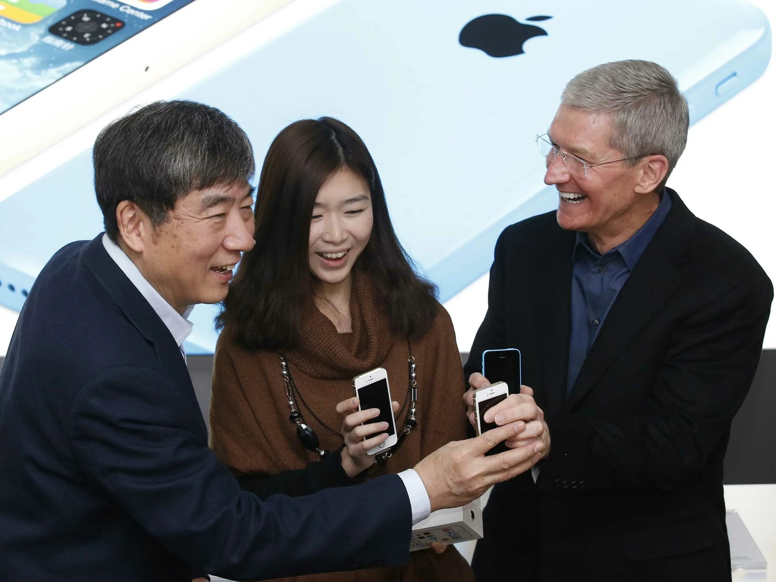 Китайский эпл. Apple китай. компания эпл в китае. apple на китайском рынке. китайцы против эпл.
