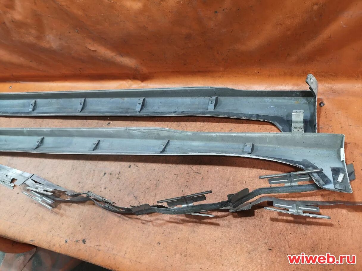Накладки на пороги honda stream rn6. Порог хонда стрим. Лед пороги хонда стрим. Порог хонда стрим. Honda stream 1дорест/1рест пороги.