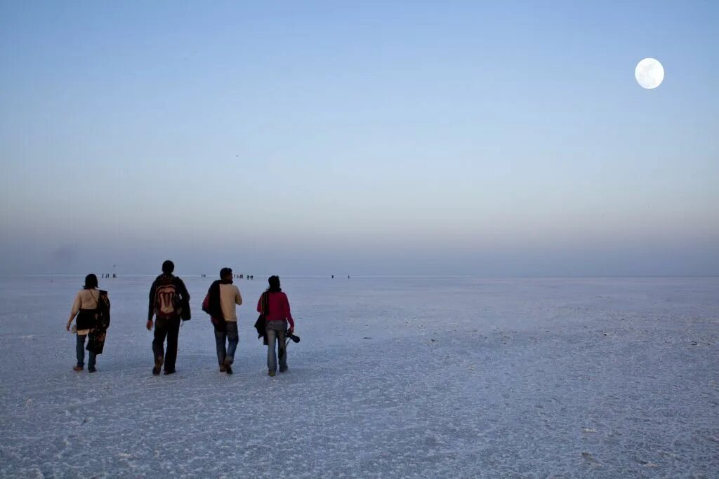 Ранн е. Great rann of kutch. литл-ранн-оф-кутч. great rann of kutch map. india tourism kutch.