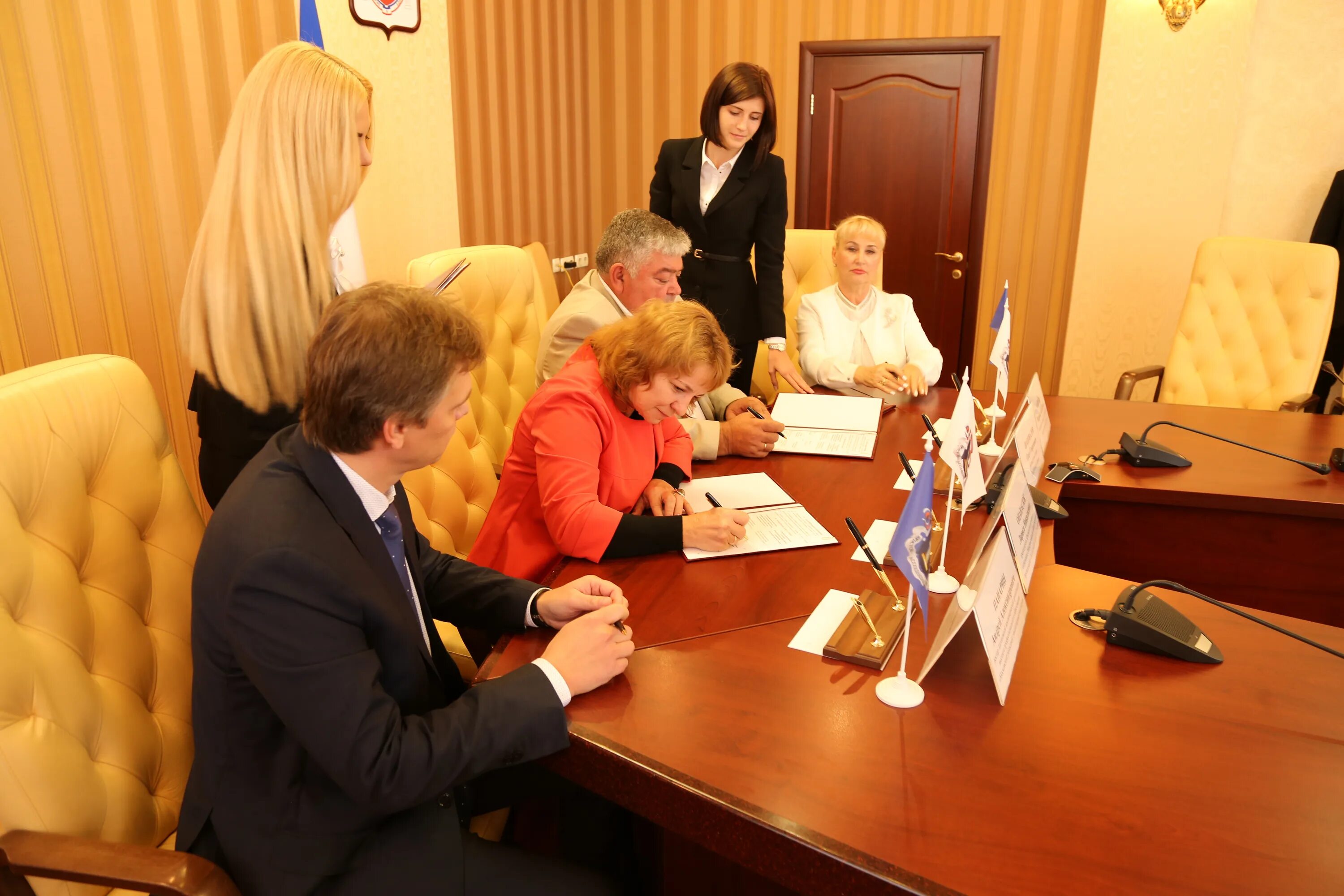 студенческая юридическая клиника. минюст вакан крым официальный. консультирование в юридической клинике. консультирование граждан. центр оказания юридической помощи.