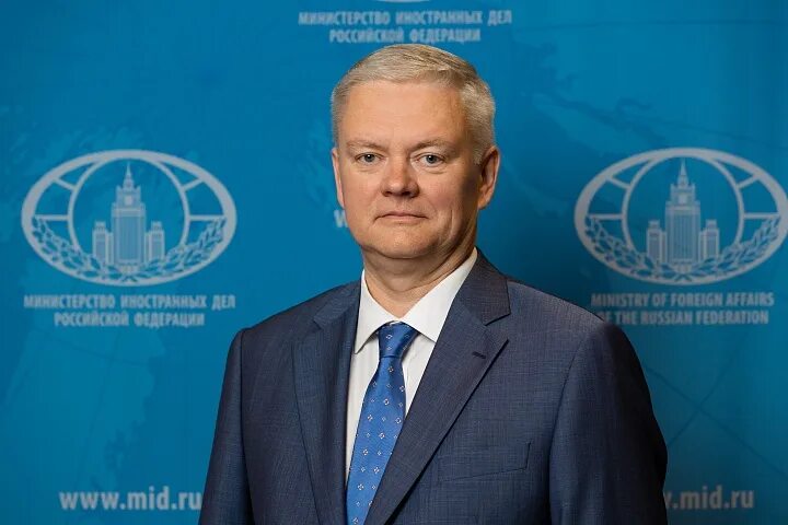 Генконсул рф гетеборг. Генконсул рф в болгарии андрей громов. Почетный консул рф. Генеральный консул, вице консул консул. Евгений николаевич колесников.