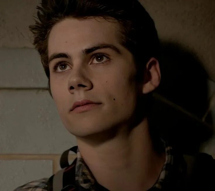 Стайлз актер. Дилан о’брайен dylan o'brien. Дилан колтон. Стайлз стилински волчонок. Стайлз актер.