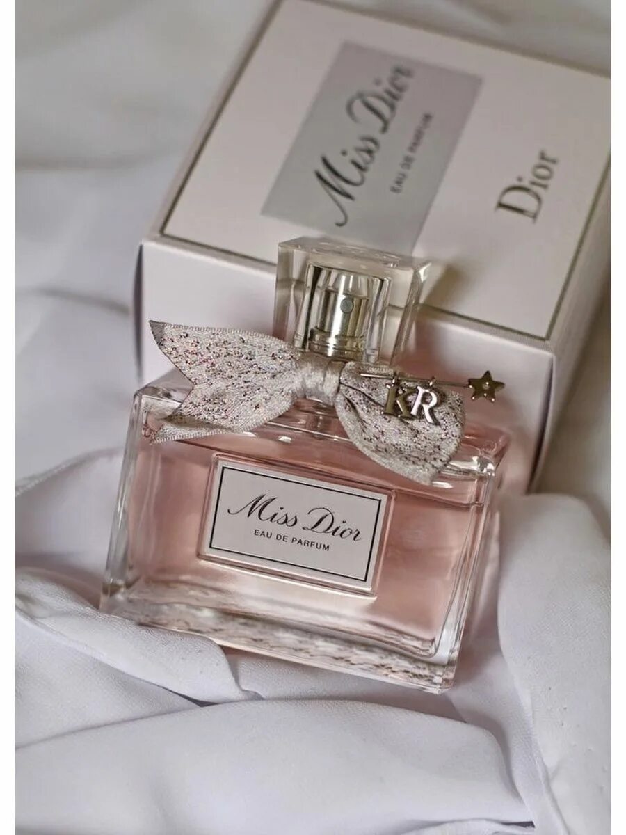 Мисс диор розовые. Miss Dior Parfum. Мисс диор духи. Dior Miss Dior Eau de Parfum. Miss Dior 35мл.