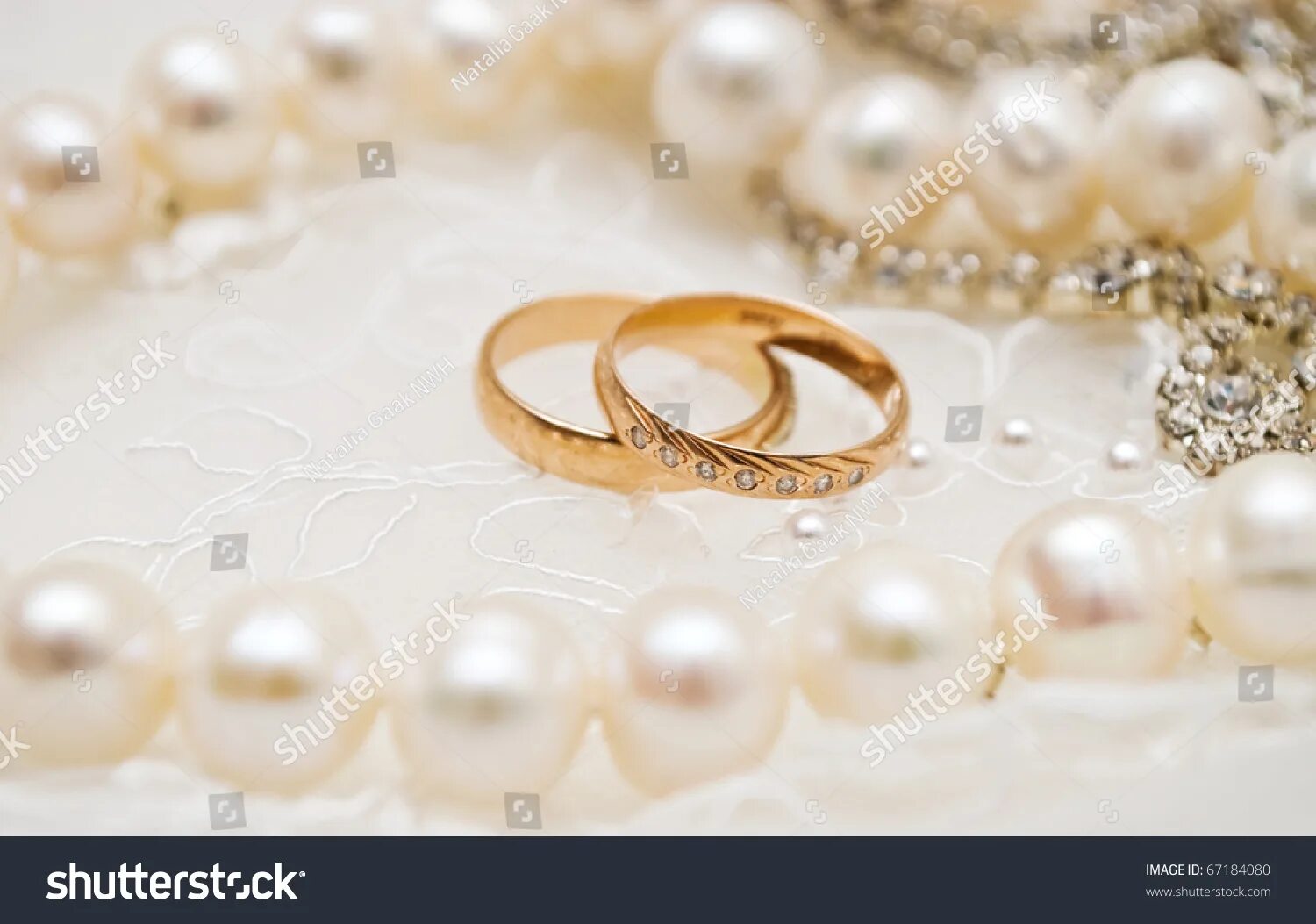 жемчужная свадьба. жемчуг в ракушке на свадьбу. красивый жемчуг. красивые торты на жемчужную свадьбу. торт с жемчугом.