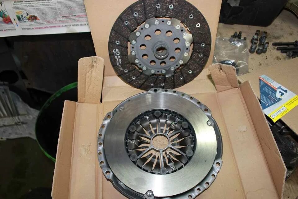 Luk 620345009 комплект сцепления. Диск сцепления форд мондео 3. Диск сцепления ford mondeo 1 1. Диск сцепления мондео. Сцепление форд мондео.