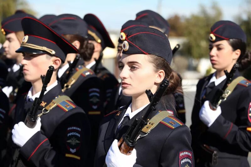Волгоградская академия внутренних дел. Волгоград академия мвд курсантки. курсанты академии мвд волгоград. институт мвд волгоград. волгоград вуз мвд.