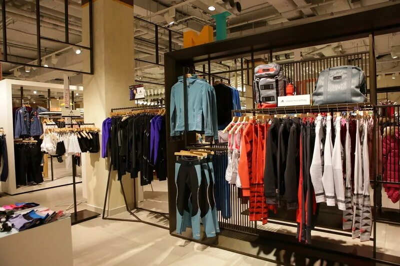 маркеты москва одежда. винтажные вещи. популярные магазины одежды в москве. магазины одежды в рио ленинском. маркеты москва одежда.