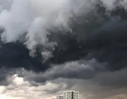 Туча повиснуть