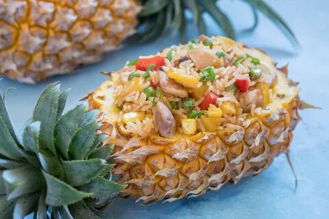 Можно ли курицам ананас