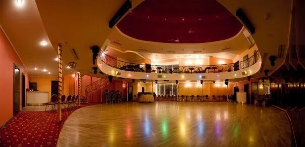 большой смоленский 12 jenavi club hotel. большой смоленский 12 jenavi club hotel. большой смоленский 12 jenavi club hotel. большой смоленский 12 jenavi club hotel. танцевальный зал в отеле jenavi club.