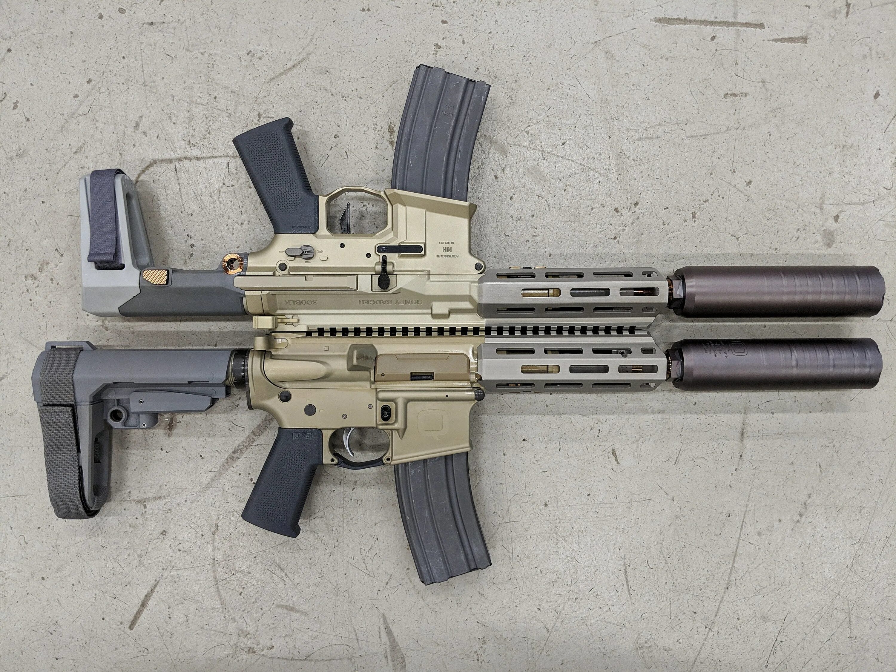 Хоней Баджер оружие. Ar 15 Honey Badger. Aac Honey Badger PDW. Aac Honey Badger автомат. Бейджер