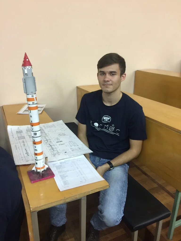 Конкурсы для техников. Станция юных техников Омск. Конкурс космос. Студия юных техников. Конкурс Юный техник.