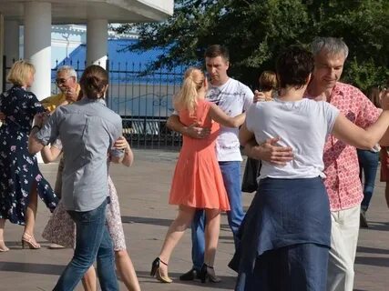 Неожиданно присоединилась